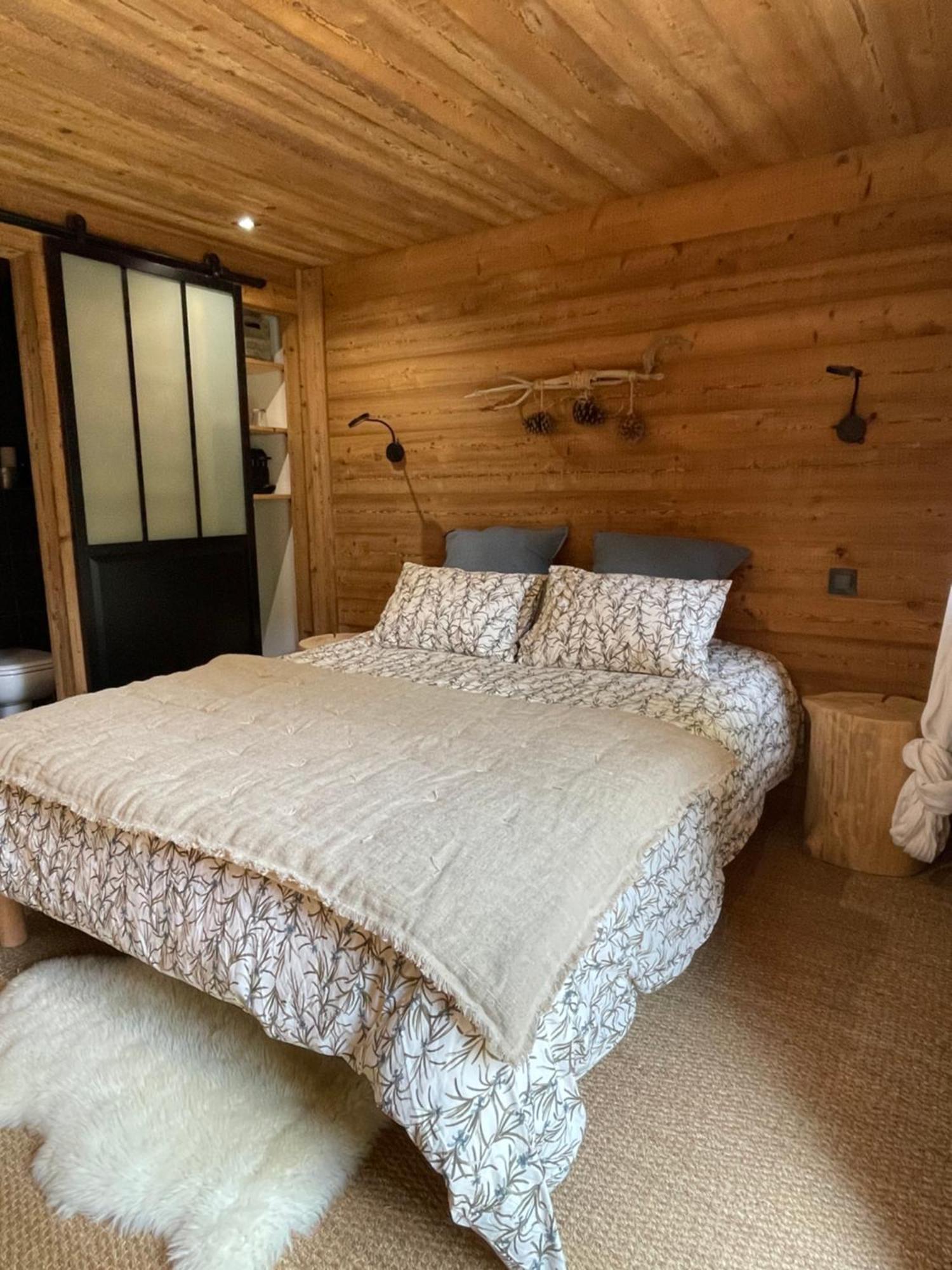 Le Pika Bed & Breakfast โอตลุซ ภายนอก รูปภาพ